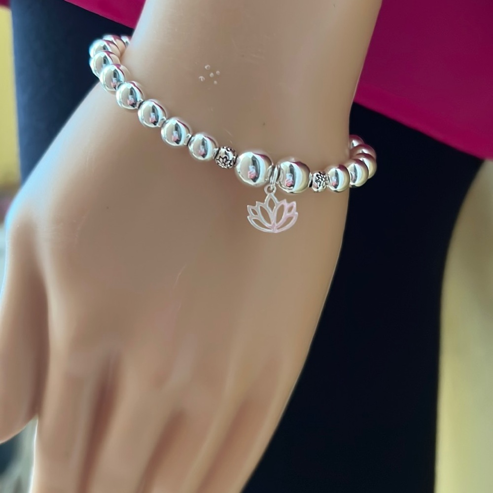 Silver hematite beaded bracelet